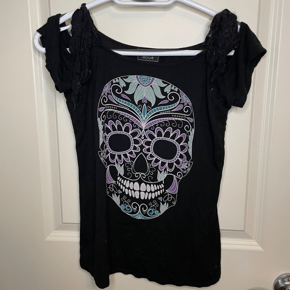 Hot Topic Candy skull off the shoulder t-shirt - Picture 2 of 2